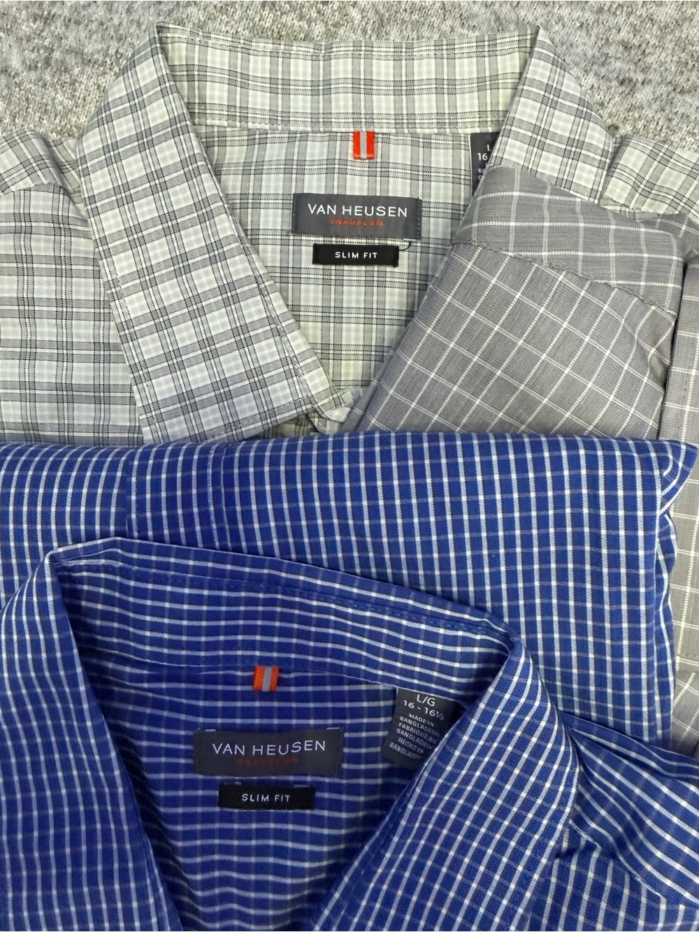 Van Heusen Men’s Traveler Slim Fit Dress Shirts, Large, Three Shirts in total. - Picture 4 of 7